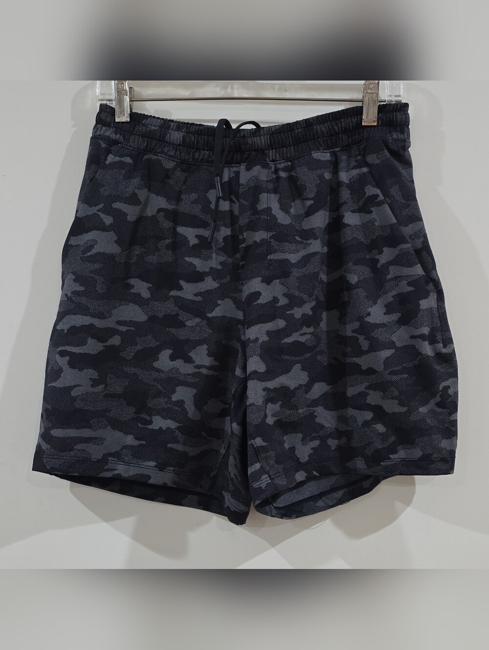 Lululemon Men's Medium Surge Short 6” Lined Jacquard Variegated Mesh Camo Black